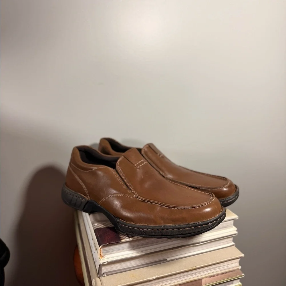 Rockport Size 10 Men's Brown Leather Slip-On Shoes